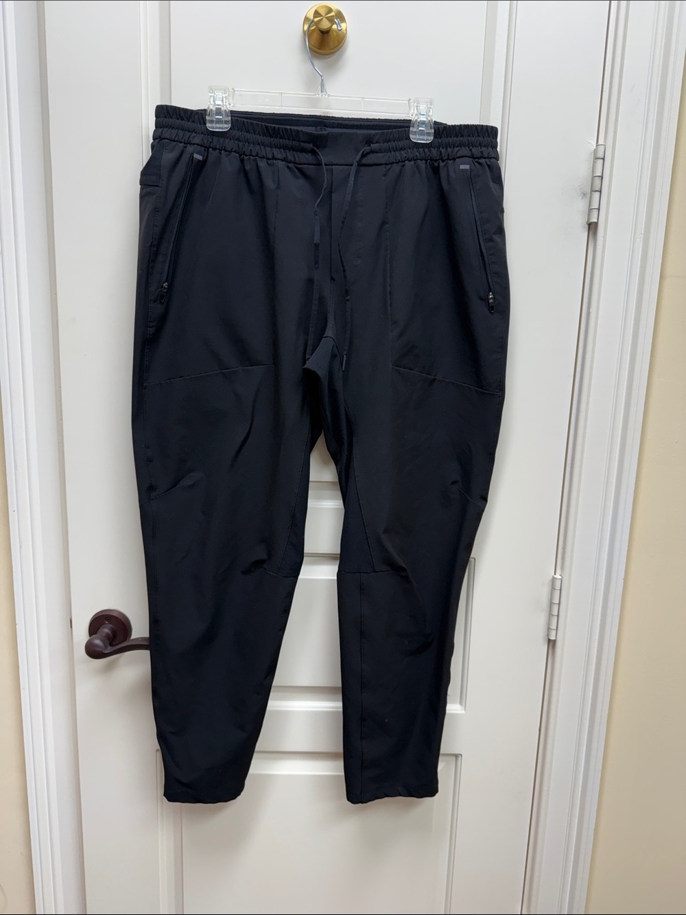 lululemon athletica Men's Black Performance Joggers Never Worn